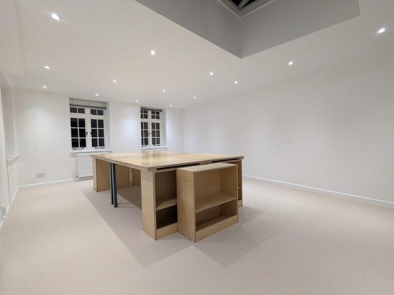 6 Quarry St, Guildford à louer - Photo de l’immeuble – Image 2 sur 7