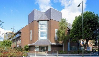 Plus de détails pour 57-65 Station Road, Redhill - Bureau à louer