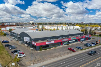 Plus de détails pour 12004 111th Ave NW, Edmonton, AB - Bureau/Local commercial, Local d'activités à louer
