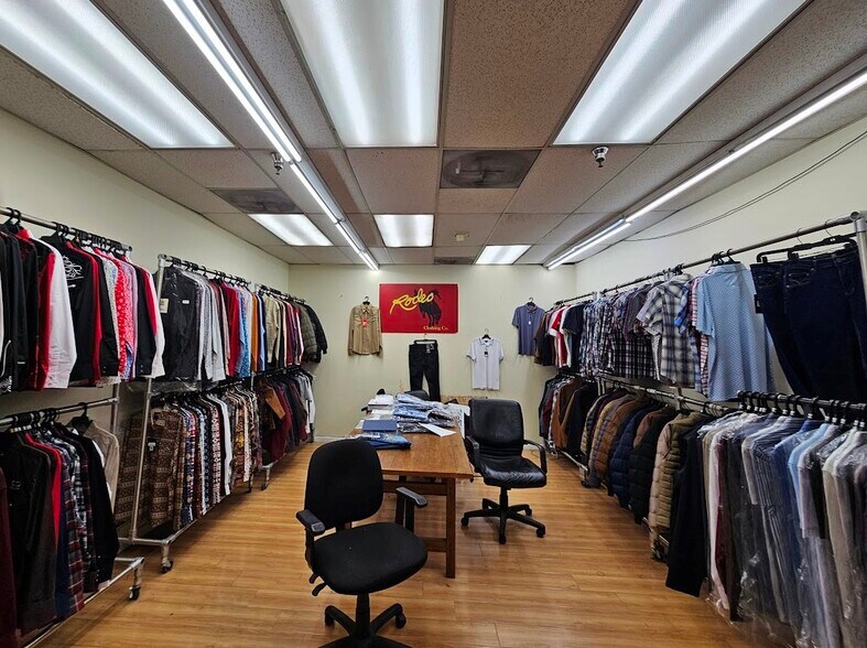 1125 E 14th St, Los Angeles, CA à vendre - Photo de l’immeuble – Image 3 sur 11