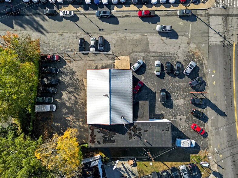 560 River St, Haverhill, MA à vendre - Photo de l’immeuble – Image 3 sur 19