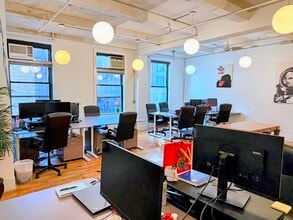 135 W 26th St, New York, NY à louer Photo intérieure– Image 2 sur 6