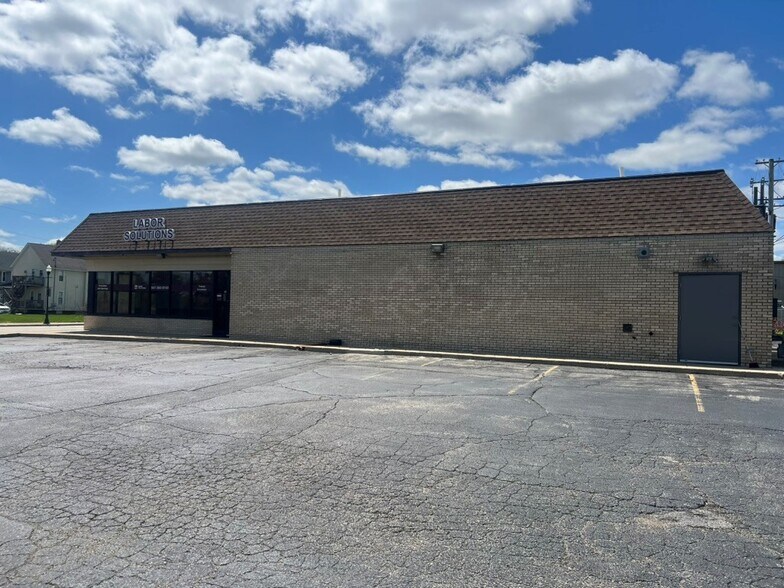 226 S Sheridan Rd, Waukegan, IL à vendre - Photo de l’immeuble – Image 3 sur 11