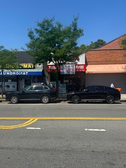 7070-7078 Kissena Blvd, Flushing, NY à louer - Photo de l’immeuble – Image 3 sur 6