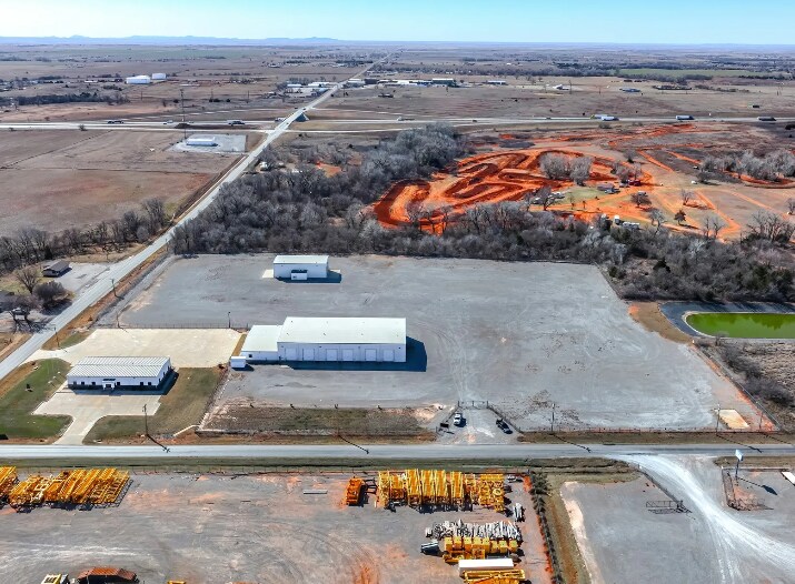 2003 S Merritt Rd, Elk City, OK à louer - Photo de l’immeuble – Image 3 sur 17