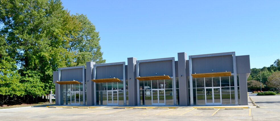 2292 York River Crossing, Gloucester, VA à louer - Photo de l’immeuble – Image 1 sur 7