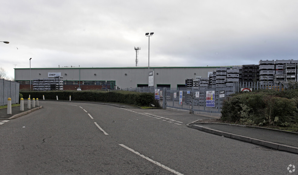 Doranda Way, West Bromwich à louer - Photo de l’immeuble – Image 2 sur 3