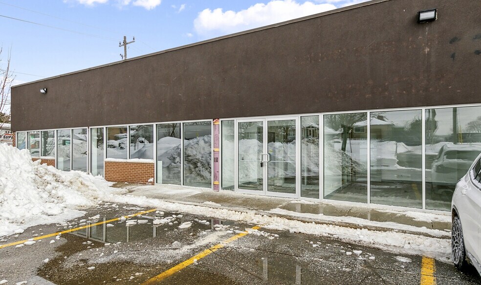 1545 Warden Ave, Toronto, ON à louer - Photo de l’immeuble – Image 2 sur 2