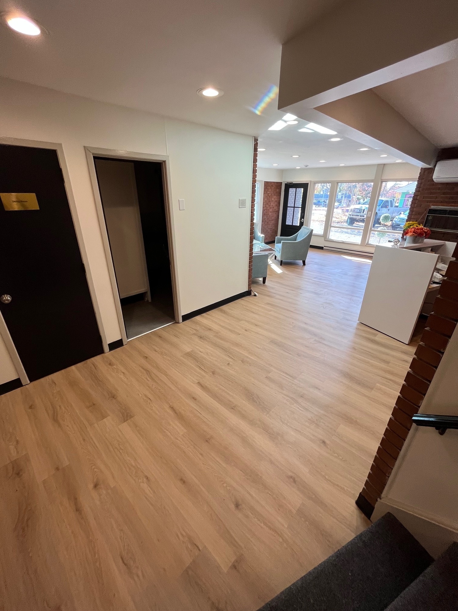 357 E Center St, Manchester, CT à louer Photo de l’immeuble– Image 1 sur 9