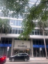 150 SE 2nd Ave, Miami, FL à louer Photo intérieure– Image 2 sur 10