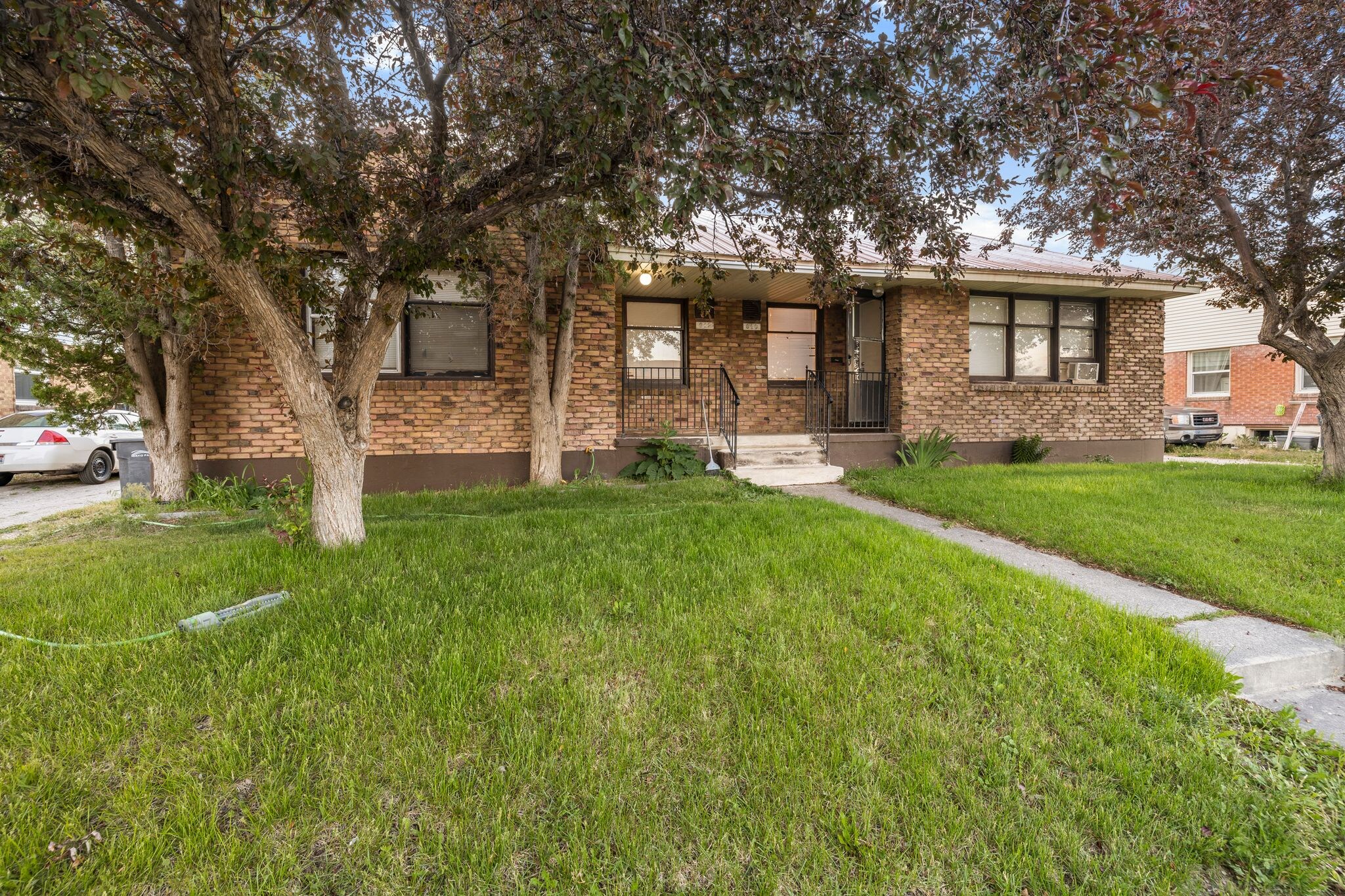 610-612 Holbrook Dr, Idaho Falls, ID à vendre Photo principale– Image 1 sur 3