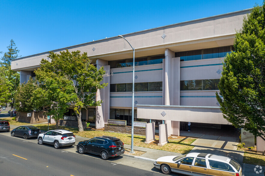 1700 2nd St, Napa, CA à louer - Photo de l’immeuble – Image 3 sur 15