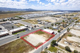 Plus de détails pour 27180 5th St, Highland, CA - Terrain à vendre