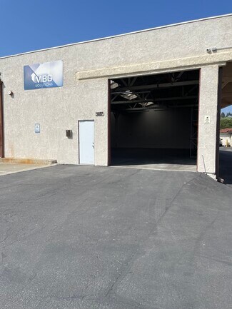 Plus de détails pour 3227 N San Fernando Rd, Los Angeles, CA - Industriel/Logistique à louer