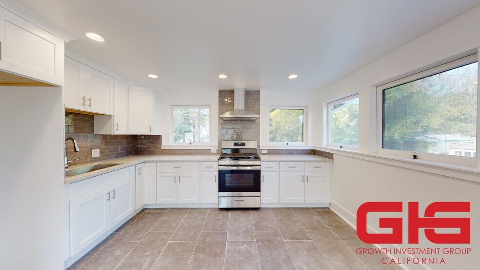 536 N Madison Ave, Pasadena, CA à vendre - Photo de l’immeuble – Image 3 sur 33