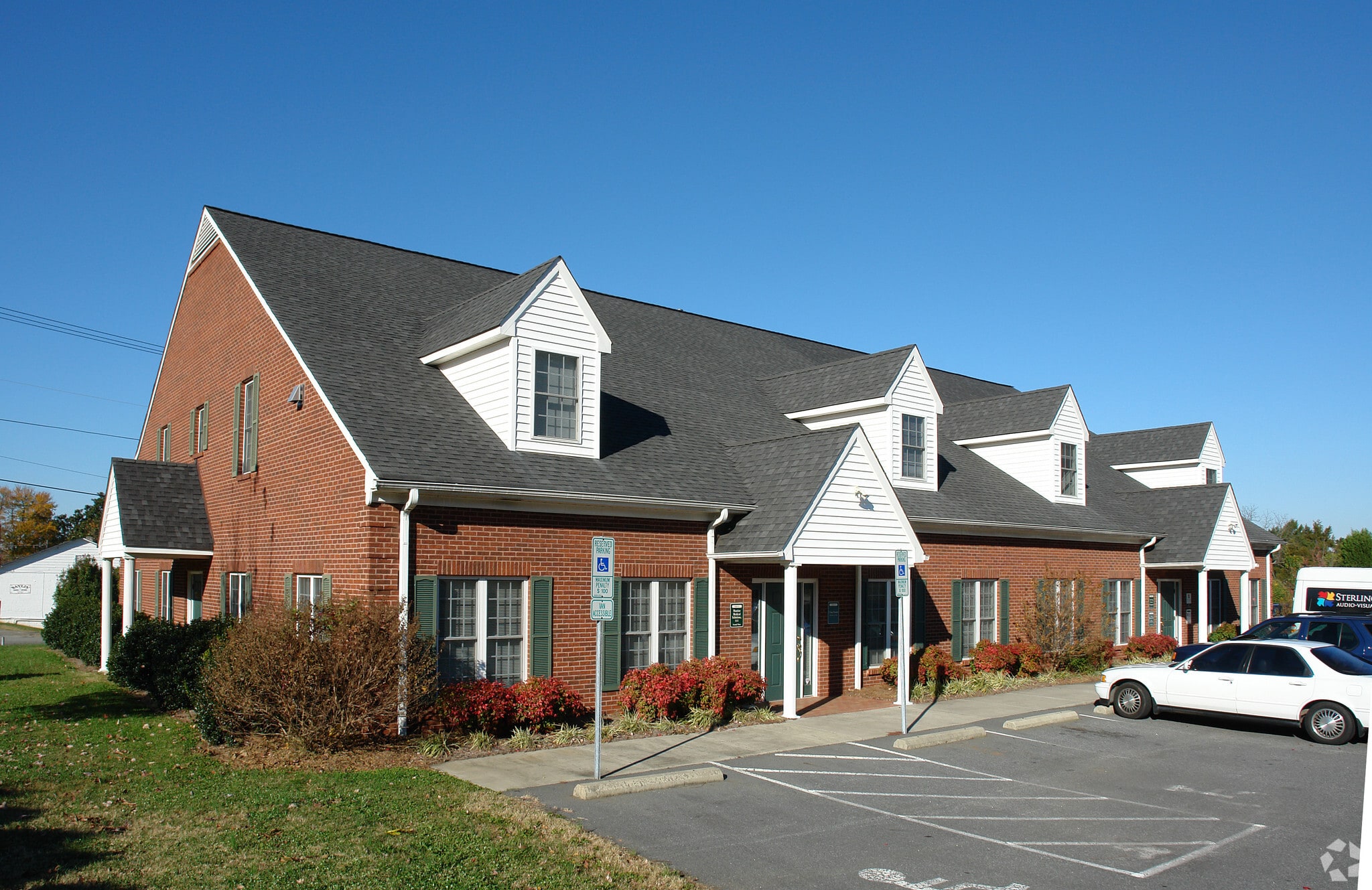 3802 Clemmons Rd, Clemmons, NC à louer Photo principale– Image 1 sur 9