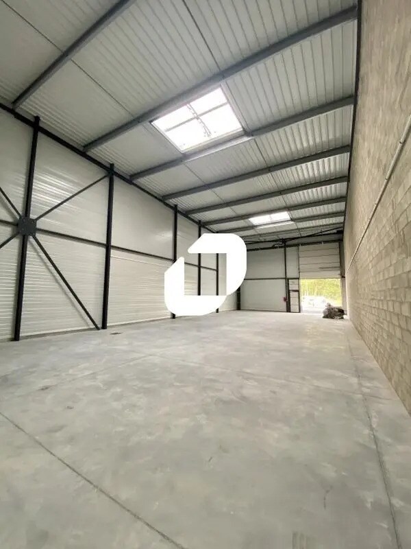 Local d’activités dans Bussy-Saint-Georges à louer Photo intérieure– Image 1 sur 6