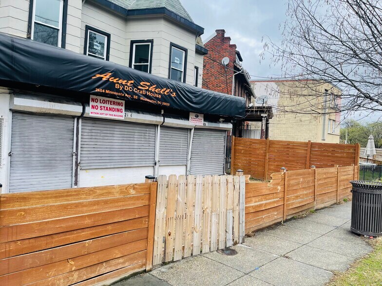 2400 Minnesota Ave SE, Washington, DC à louer - Photo de l’immeuble – Image 3 sur 4