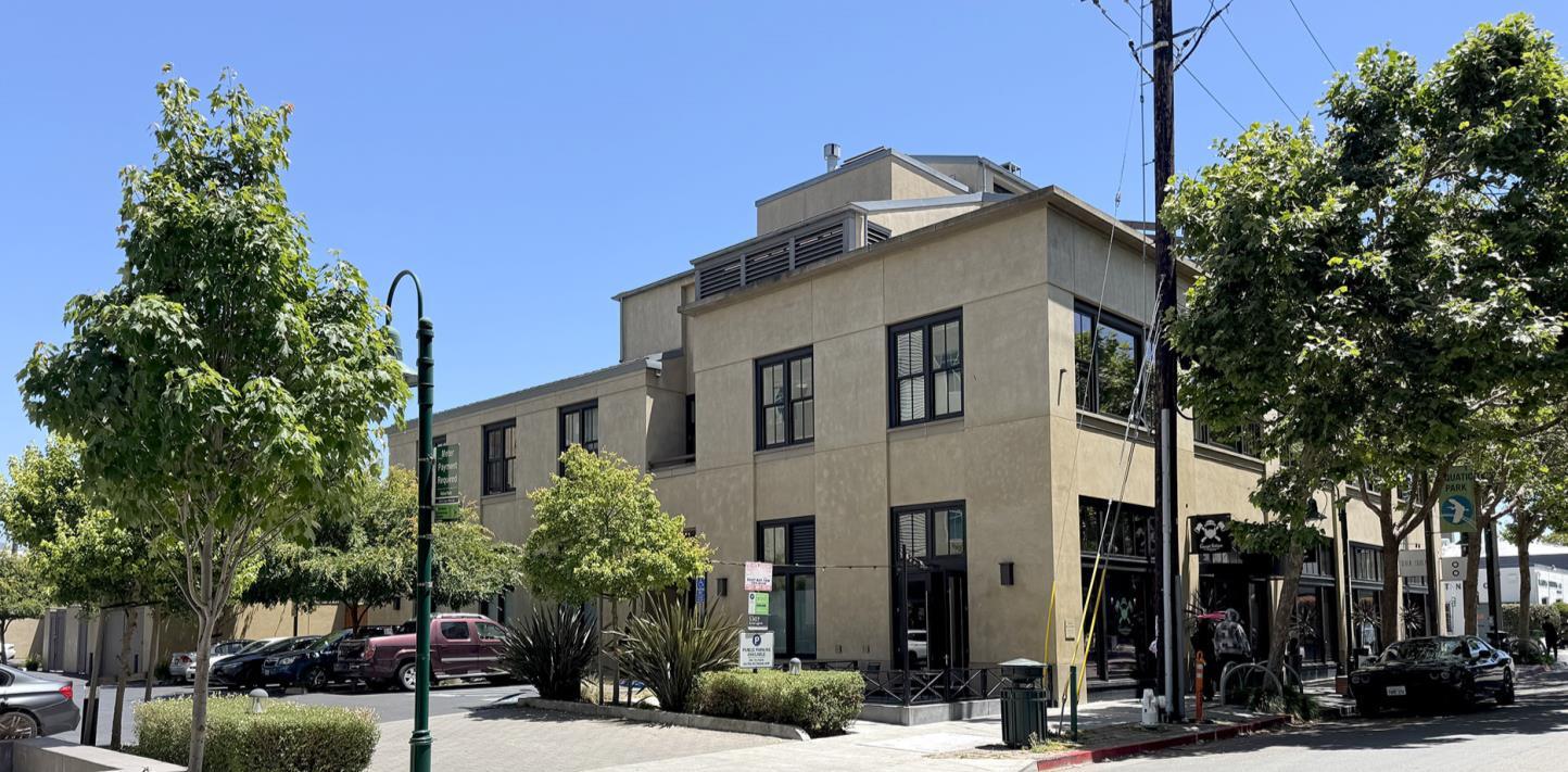 2025-2039 4th St, Berkeley, CA à louer Photo de l’immeuble– Image 1 sur 4