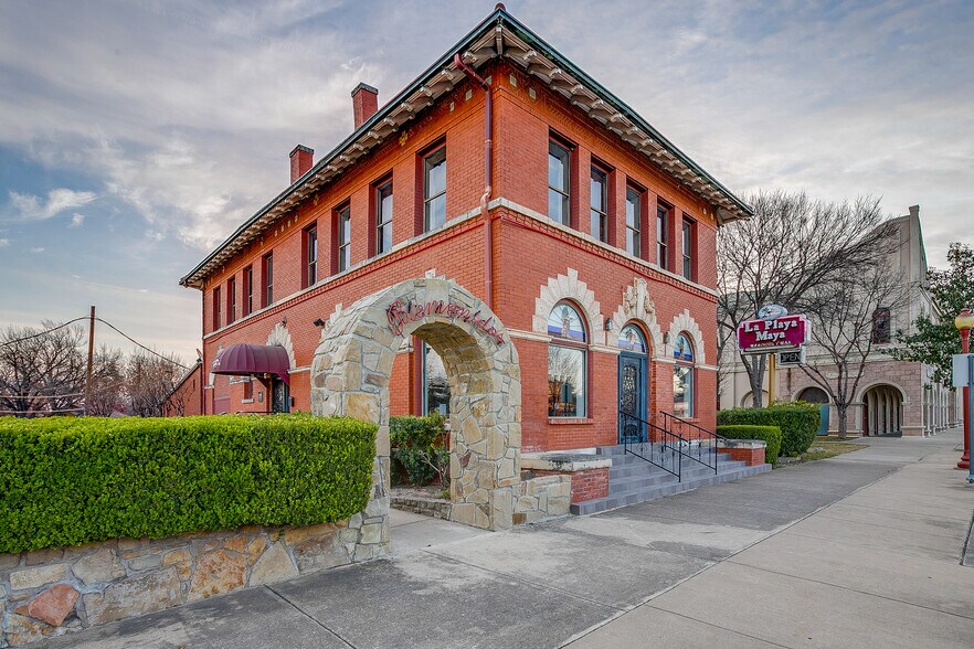 1540 N Main St, Fort Worth, TX à louer - Photo principale – Image 1 sur 6