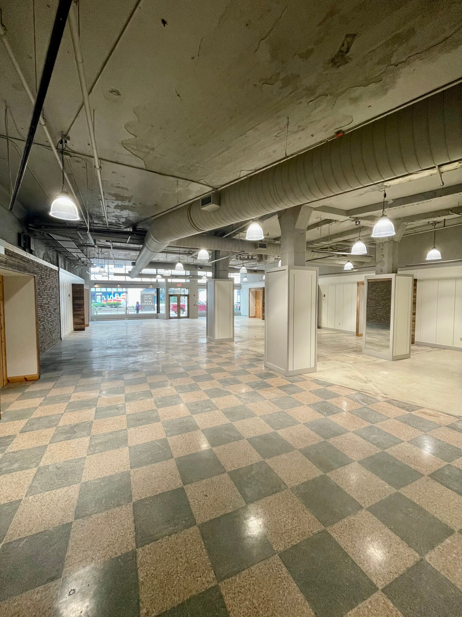 1020-1030 Euclid Ave, Cleveland, OH à louer Photo intérieure– Image 1 sur 7