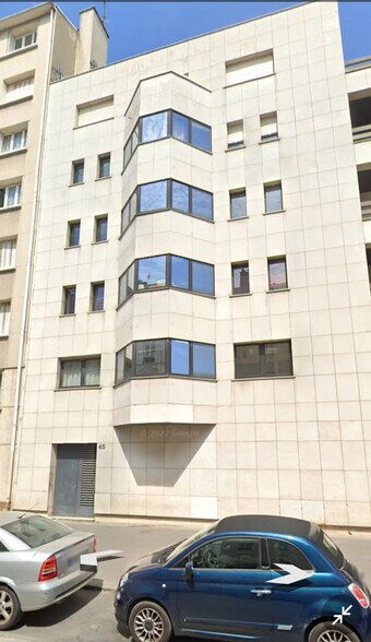 Local commercial dans Paris à louer - Photo de l’immeuble – Image 2 sur 5