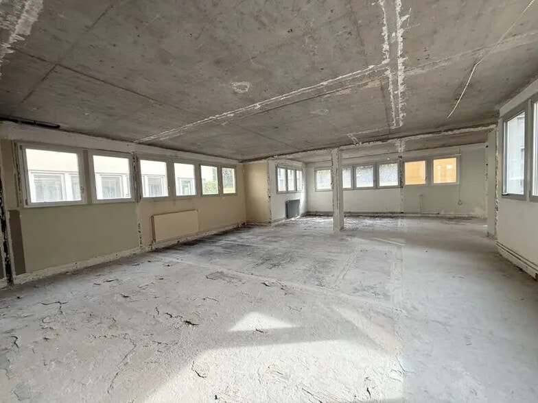 Local commercial dans Paris à vendre - Photo intérieure – Image 3 sur 10