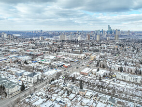 8169 99th St NW, Edmonton, AB - VUE AÉRIENNE  vue de carte