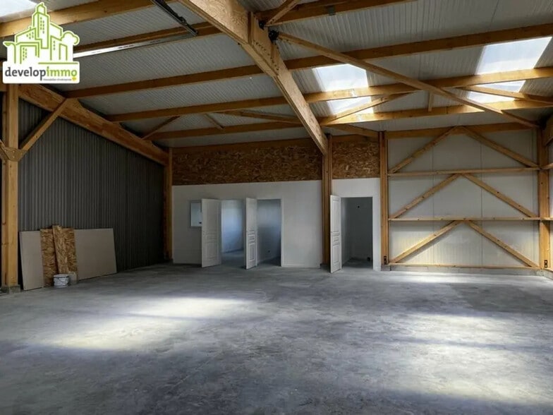 20 Rue De L'Europe, Colombelles à louer - Photo de l’immeuble – Image 1 sur 6