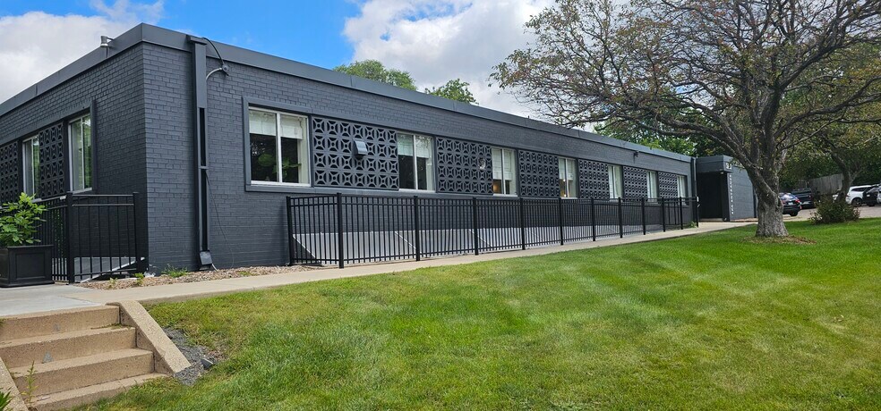 3947 Excelsior Blvd, Saint Louis Park, MN à louer - Photo de l’immeuble – Image 2 sur 12