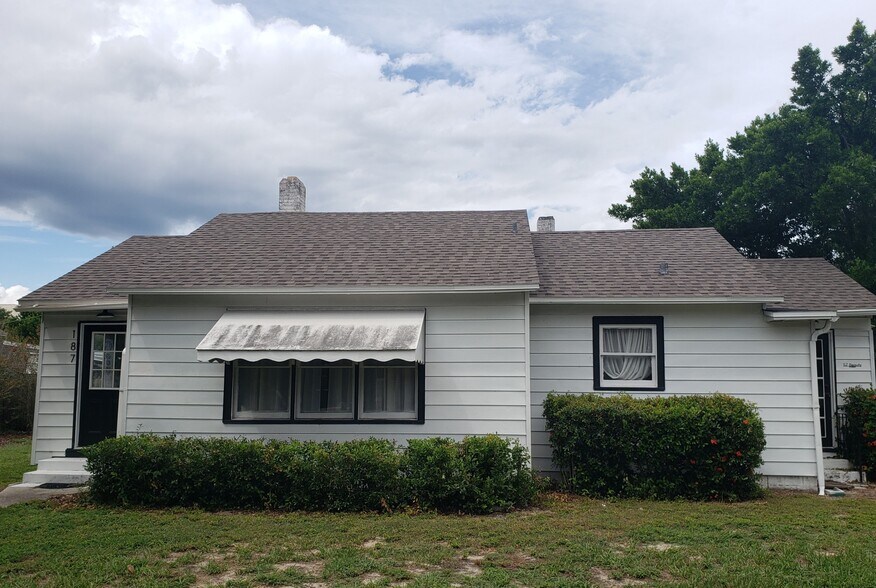 187 Avenue D NW, Winter Haven, FL à louer - Photo de l’immeuble – Image 2 sur 4