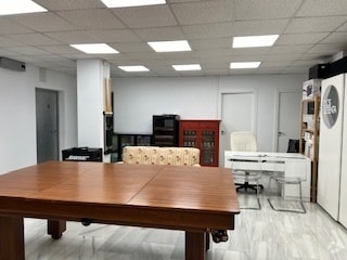 Local commercial dans Madrid, Madrid à louer Photo intérieure– Image 1 sur 2