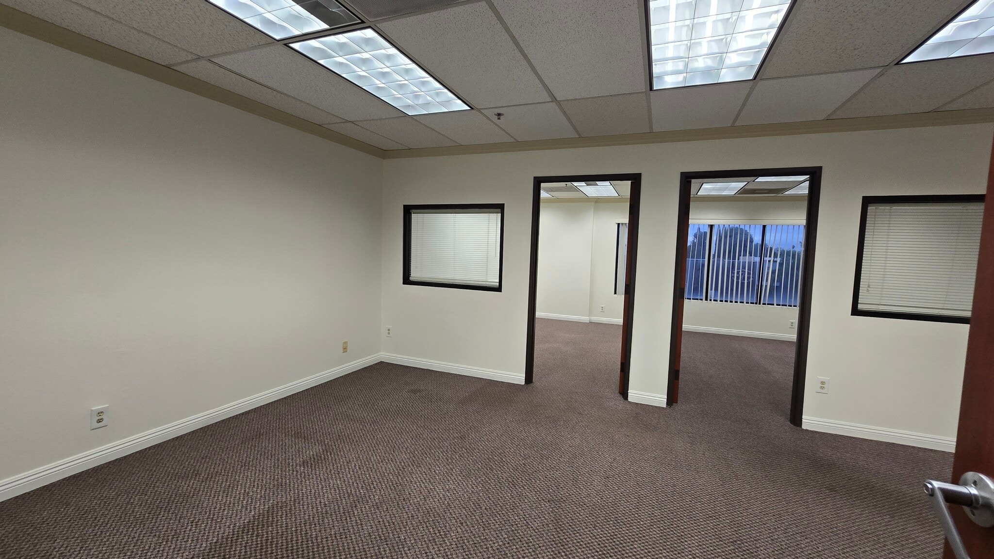 1103 S San Gabriel Blvd, San Gabriel, CA à louer Photo intérieure– Image 1 sur 6