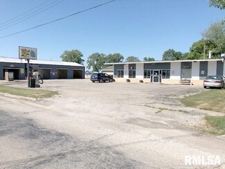 Plus de détails pour 1106 S Main St, Lewistown, IL - Local commercial à vendre