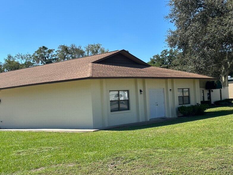4100 SE 45th Ct, Ocala, FL à vendre - Photo de l’immeuble – Image 2 sur 3