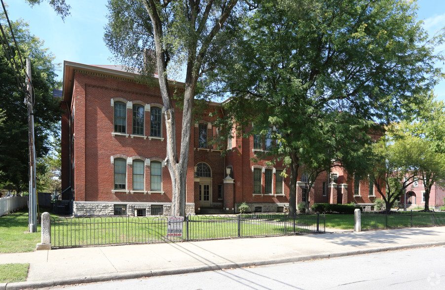 929 Harrison Ave, Columbus, OH à louer - Photo principale – Image 1 sur 4