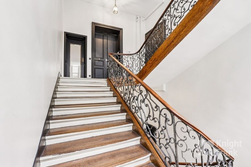 10 Rue Des Moulins, Paris à louer - Photo intérieure – Image 3 sur 9