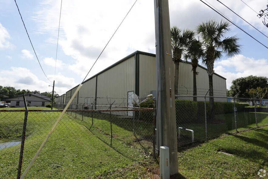 445 Tresca Rd, Jacksonville, FL à vendre - Photo de l’immeuble – Image 2 sur 6