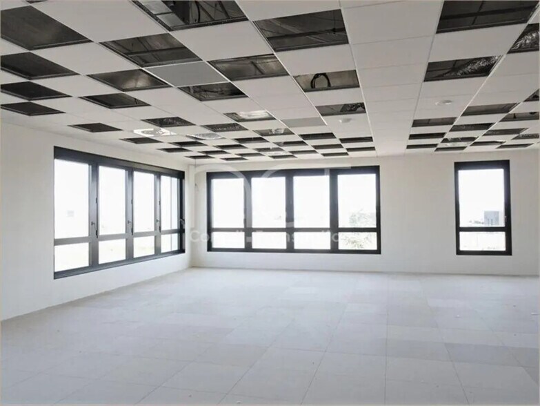 8 Rue Joseph Nicephore Niepce, Genas à louer - Photo de l’immeuble – Image 3 sur 8