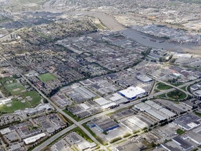 12851 Bathgate Way, Richmond, BC à louer Photo de l’immeuble– Image 2 sur 3