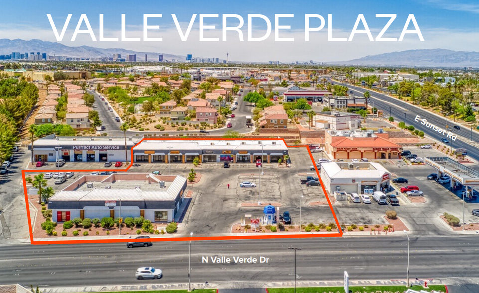 693 N Valle Verde Dr, Henderson, NV à louer - Photo de l’immeuble – Image 1 sur 12
