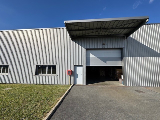 Industriel/Logistique dans Andrézieux-Bouthéon à louer - Photo de l’immeuble – Image 1 sur 8