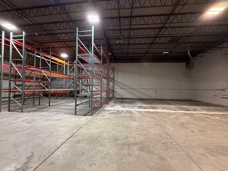 1315 Lamar St, Lakewood, CO à vendre - Photo intérieure – Image 2 sur 4