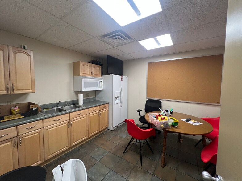 250 Plymouth Ave, Salt Lake City, UT à vendre - Photo de l’immeuble – Image 3 sur 6