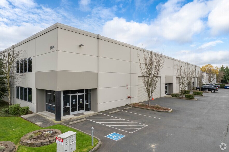 104 49th St NW, Auburn, WA à louer - Photo principale – Image 1 sur 3