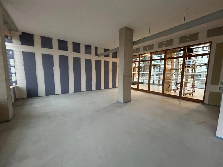 Local commercial dans Rennes à louer - Photo de l’immeuble – Image 3 sur 5