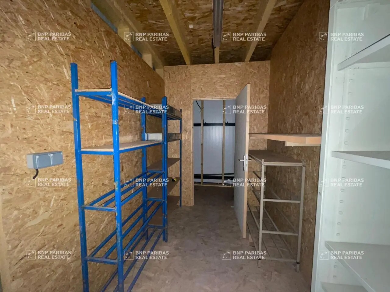Local d’activités dans Mios à louer Photo de l’immeuble– Image 1 sur 26