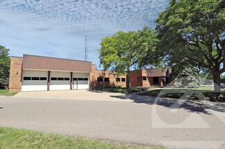 Plus de détails pour 41600 6 Mile Rd, Northville, MI - Local d’activités à vendre