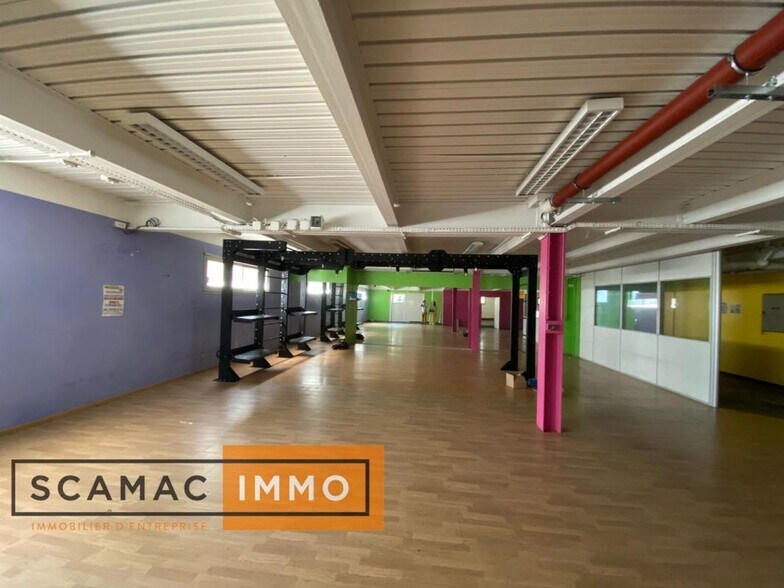 Bureau dans Les Ulis à louer - Photo de l’immeuble – Image 2 sur 16