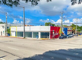 Plus de détails pour 300 SW 17th Ave, Miami, FL - Local commercial à louer